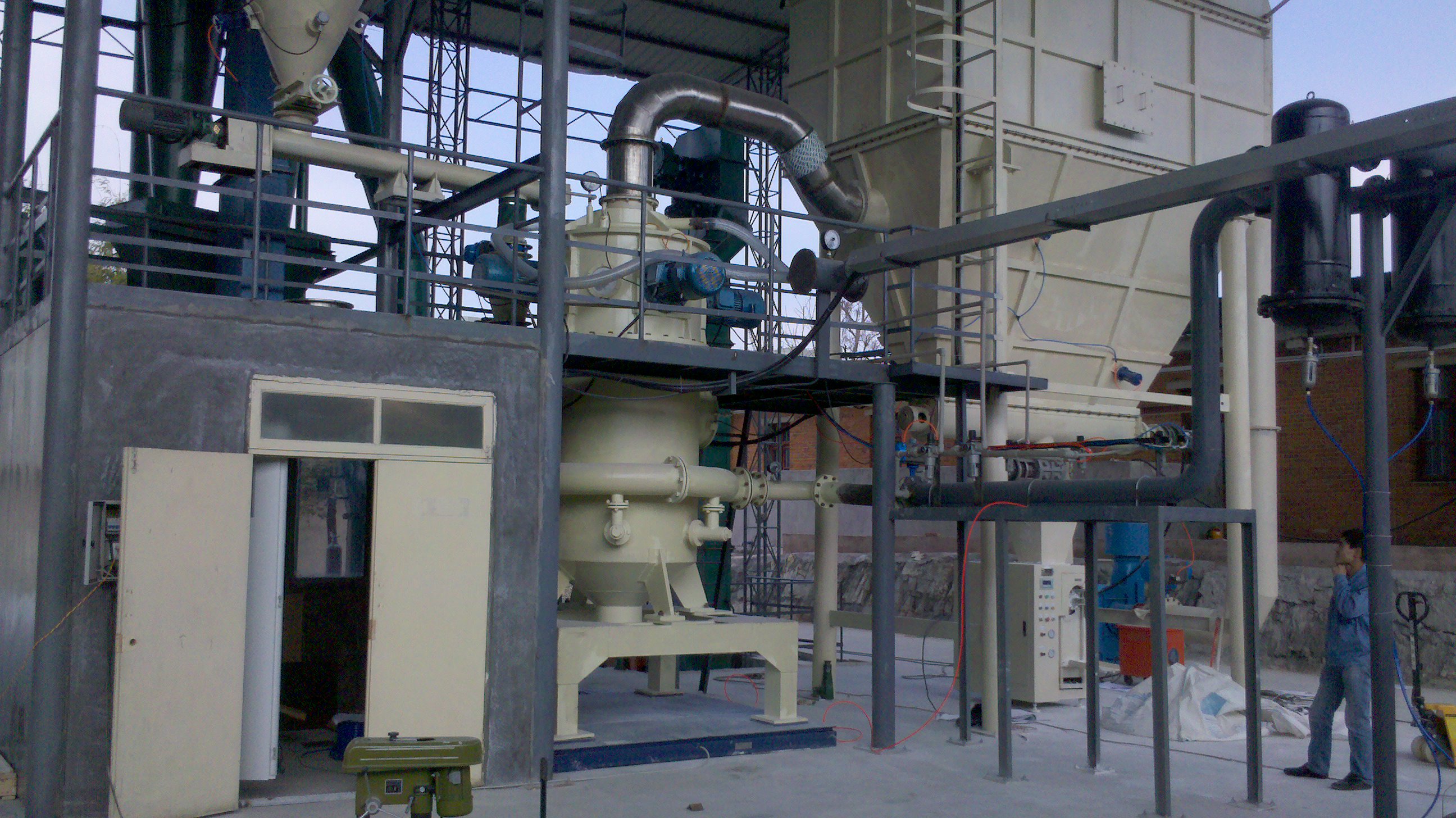 滑石粉<a href=http://m.rfhg.cn/chanpin/qiliu/1.html target=_blank class=infotextkey>氣流磨</a>